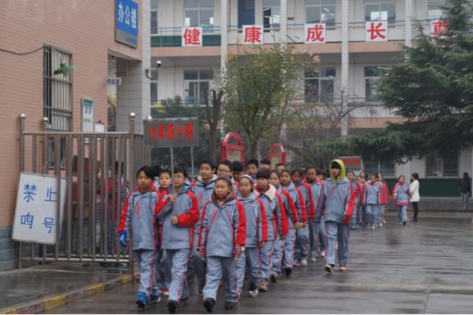 学生进出管理系统